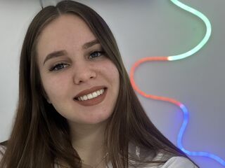 camgirl chatroom KeiraAsti