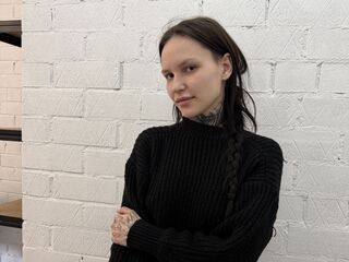 free web cam KeniaTucholski