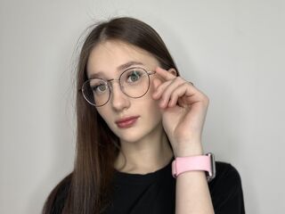 camwhore masturbating LatriciaSuet