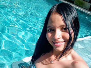 hot girl webcam video LauraVelle