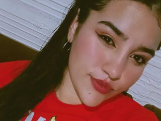 naughty camgirl masturbating with vibrator LausConnor