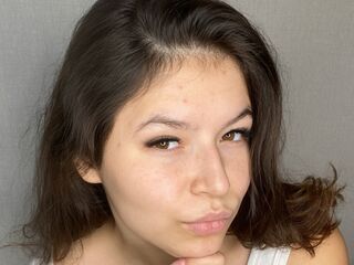 naughty cam girl masturbating LeslieForest