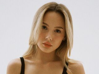 kinky webcam model LeticiaTso