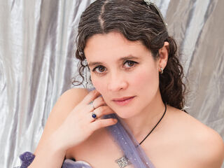 hot girl LiiaCrowns