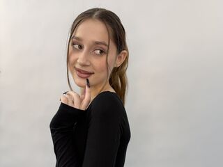 webcamgirl chatroom LindsayErhart