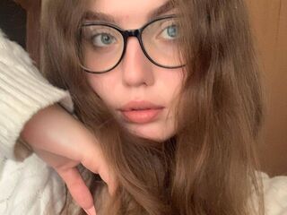 hot cam girl masturbating with vibrator LuxSophi