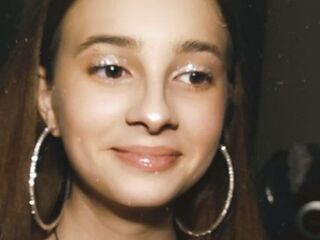 cam strip tease ManieLaverne