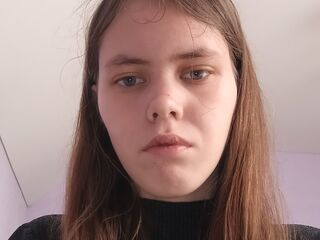 camwhore shaved pussy MaoEskridge