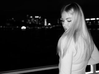 camslut MariBrandel