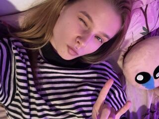 naughty cam bitch MaryDreams