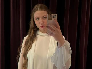webcamgirl video chat MeridethYaffe