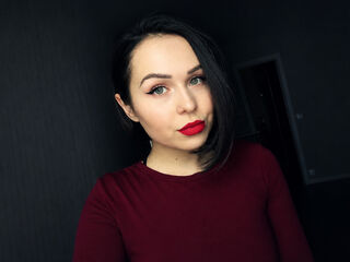 masturbating camgirl MiraCurtiz