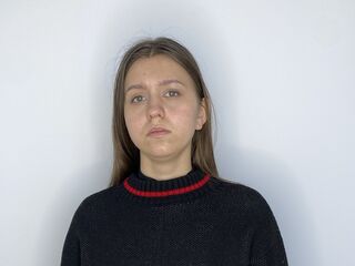 naked cam girl gallery MiriamWhitener