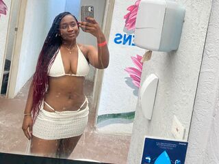 free chatroom MishelDaza