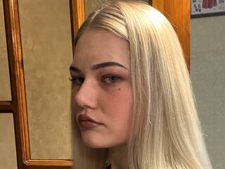 fingering webcamgirl NicolynMoore