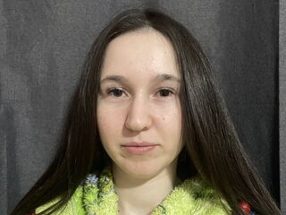 fingering girl chatroom NorahRosati