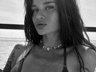 fingering camgirl OliviaMazu