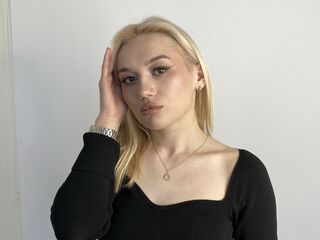 naughty chat PaulinePedrotti