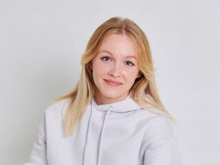 girl topless chat RhonaBrechtel