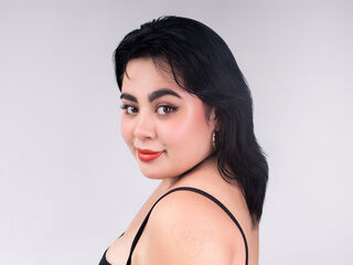 fingering girl cam RoxanaElegance