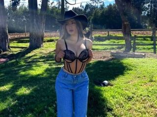 nude webcamgirl RubyRossey