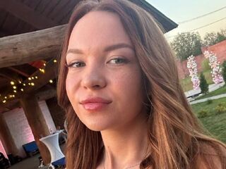 webcam babe SadeBergum