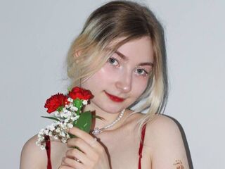 hot cam girl fingering pussy SandaPlocek