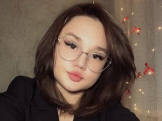 girl cam sex ShielaQuam