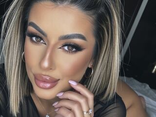 fingering cam girl SinnaRay