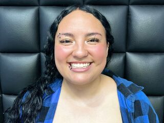 naked cam girl photo Skyblack