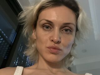 babecam Sweetadrianahot