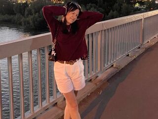 camgirl masturbating with vibrator TatyanaByman