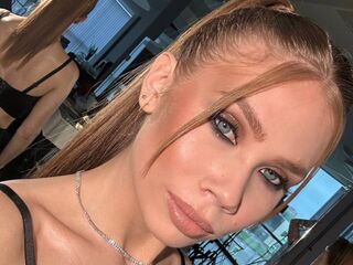 live cam girl photo TawnyaCarwell